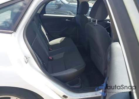 2014 Ford Focus Se z USA, uszkodzony, nr VIN 1FADP3F28EL404778